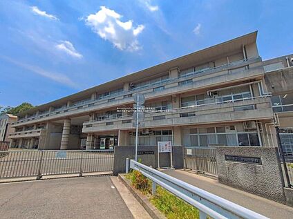 横浜市立中山中学校 1200ｍ(徒歩15分／自転車6分)