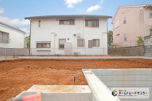 【現地外観写真】敷地56坪の広さを最大限に活かした開放感と陽光に満ちたデザイン住宅を創造しました☆