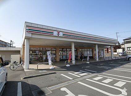 セブンイレブン上尾本町6丁目店 130m