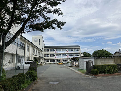 盛岡市立見前中学校 現地から1420m。(徒歩18分。)