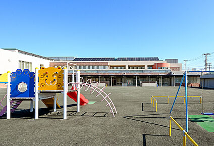 ふかや幼稚園 現地から450m。(徒歩6分。)