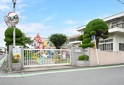 認定こども園 エンゼル幼稚園 現地から260m～280m。(徒歩4分。(最長))