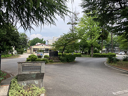 長野市立南部小学校 現地から1400m。(徒歩18分。)