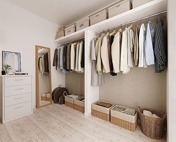 【WIC(イメージ画像)】リビング続きにWICを設け、お子様のおもちゃや掃除用具等たっぷり収納できます。※イメージの為実際と異なる場合があります。内容は号棟により異なります。