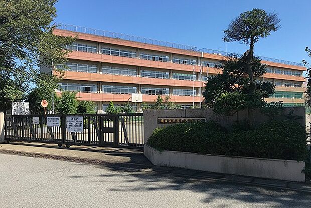 蓮田市立黒浜西中学校