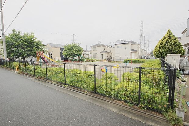 栄2丁目ふれあい公園