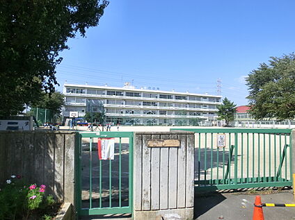池田小学校 約455m