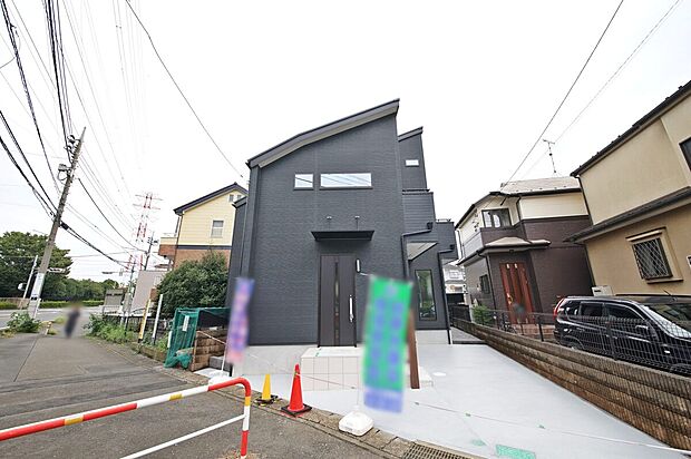 【外観】Low-E複層ガラスにより断熱性・遮熱性も高くお部屋の冷暖房効率があがります