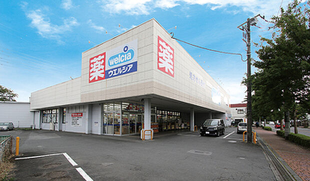 ウエルシア（改築中）　約400m