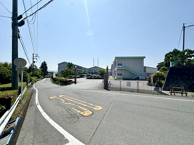 富士宮市立富士根南小学校（約1,200m）