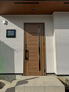 ピタットキー付き玄関ドア（施工例）