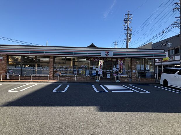 コンビニ、セブンイレブン(約500m)
