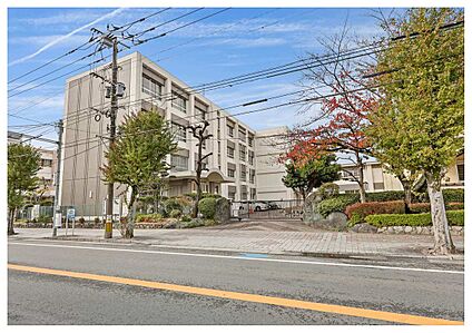 久留米市立城南中学校 2350ｍ(徒歩30分)