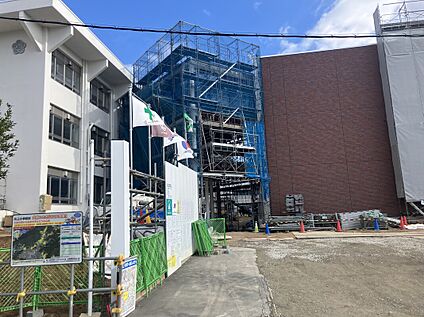 川上小学校 約1,400ｍ(徒歩約18分)