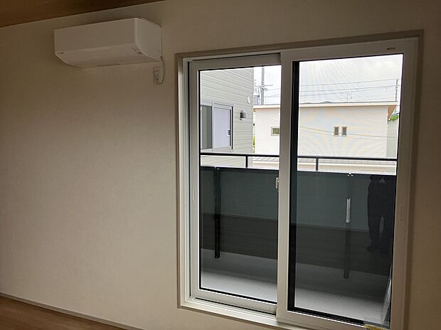 【エアコン2台設置】主寝室と和室の2部屋にエアコン設置