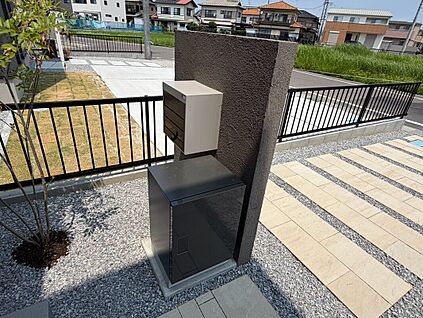 門柱・ポストと宅配ボックス