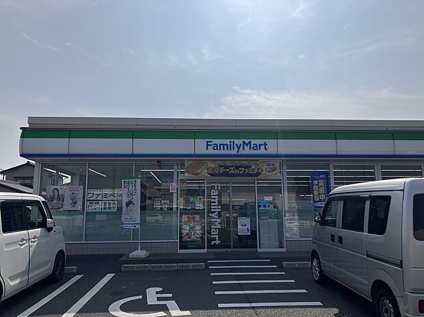 ファミリーマート宇部妻崎開作店