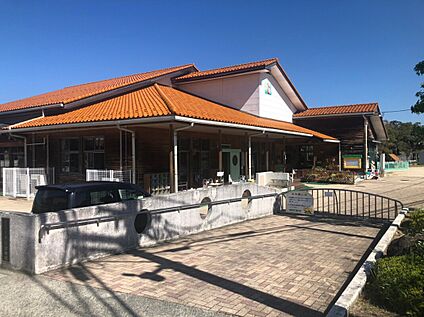 平川幼稚園 約1500ｍ(車約4分)
