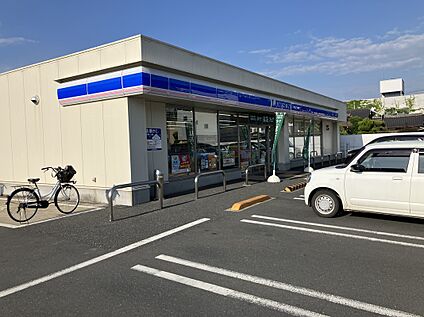 ローソン綾部宮代店 650ｍ(徒歩9分)