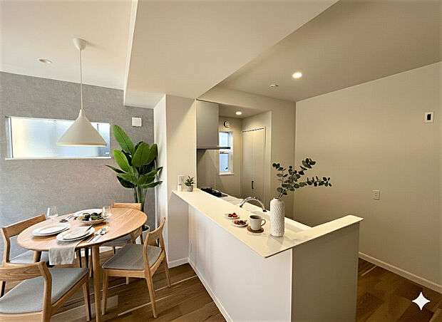 【キッチン】※画像は実際の室内写真にCGで再現した参考写真です、サイズ等は実際とは異なり、家具等は販売価格に含まれません。