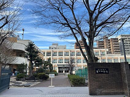 名古屋市立冨士中学校 約1,800ｍ(徒歩26分)
