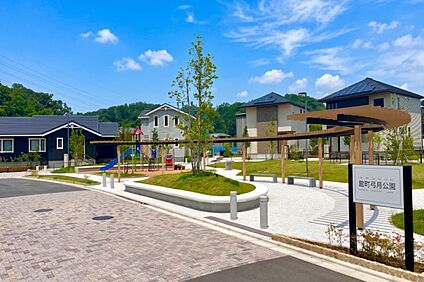 弓月公園 50m (徒歩1分)