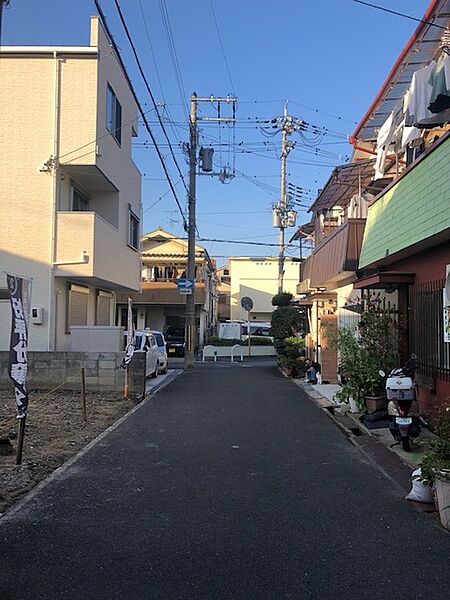 前面道路（南から北を見たところ）