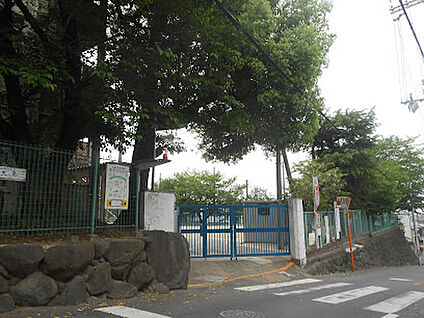 東大阪市立枚岡中学校 150ｍ(徒歩約2分)
