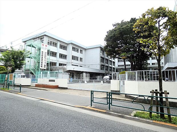 練馬区立関中学校
