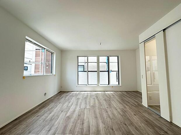 4号棟■LDK15.5帖!浴室洗面室が集約されているので家事動線がスムーズです!