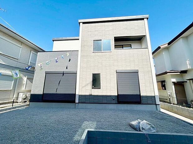 外観 敷地広々48.77坪!都市ガス・本下水完備済の地域です。