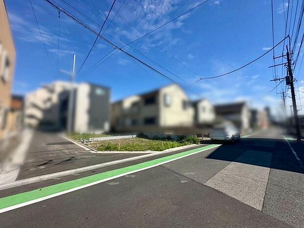 ◆未完成ですが立地や周辺環境をご確認いただきながらどのような建物が完成するかご説明させていただきます!また近隣にある同じく当社グループ施工の完成住宅をご案内させていただきます!※2026.6月撮影