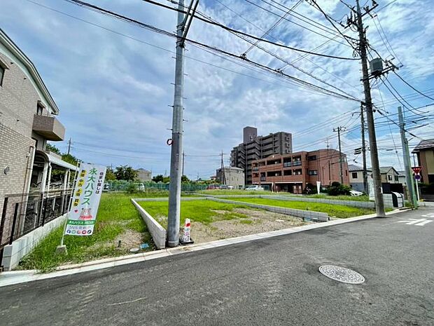 ◆建築中現地や周辺環境をご確認いただきながらどのような建物が完成するかご説明させていただきます!また近隣にある同じく当社グループ施工の完成住宅をご案内させていただきます!※2026.8月撮影