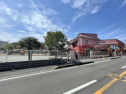 愛隣幼稚園 250m(-)