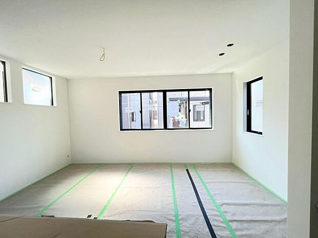 【内観】◆着々建築中!建築中ですが室内の広さ等ご体感出来ます!是非実際にご見学ください!※2026.9月撮影