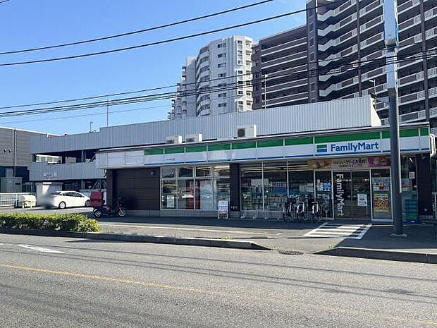 ファミリーマート 川口末広店(約280m)