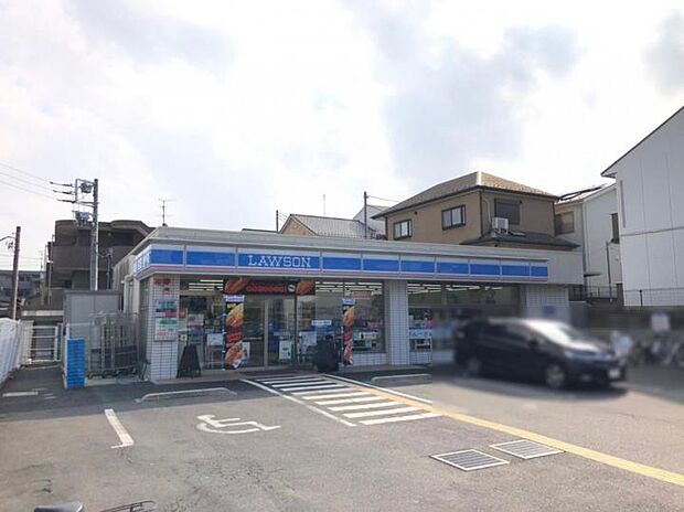 ローソンさいたま東浦和二丁目店(約230m)