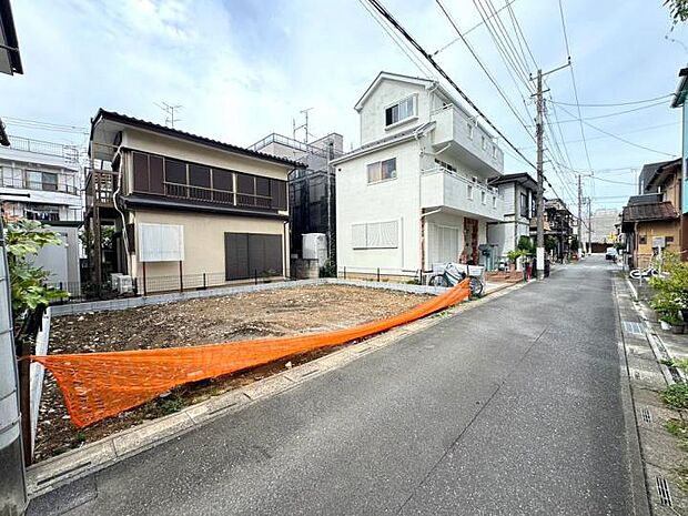 【【現地写真】】本物件は未完成のため、お近くにある同仕様の完成物件をご案内いたします。完成後の暮らしをイメージしながら、安心してご検討いただけます。どうぞお気軽にお問合せくださいませ。（2026年8月撮影）