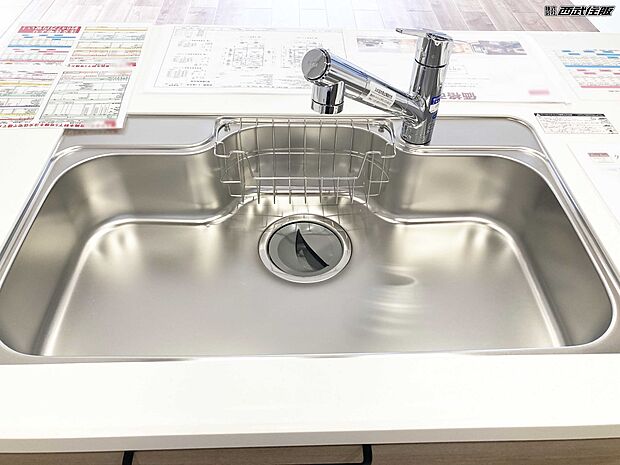 【非公開】【キッチン水栓】ビルトインタイプの浄水器で、飲み水も安心です。同仕様写真