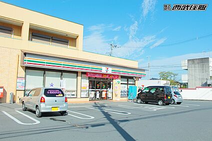 セブン-イレブン 長渕店 375m(5分)