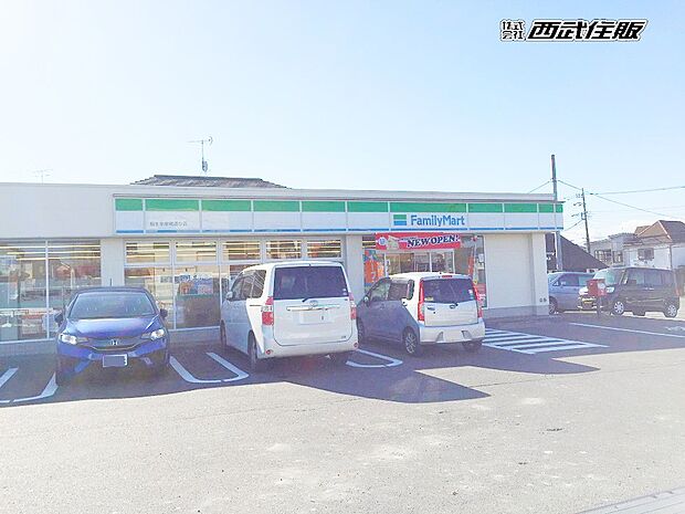 ファミリーマート 福生多摩橋通り店(約500m・徒歩7分)