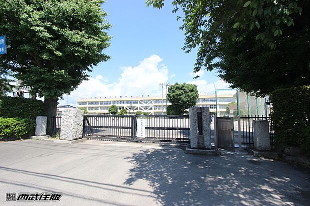 あきる野市立東秋留小学校（約550m・徒歩7分）
