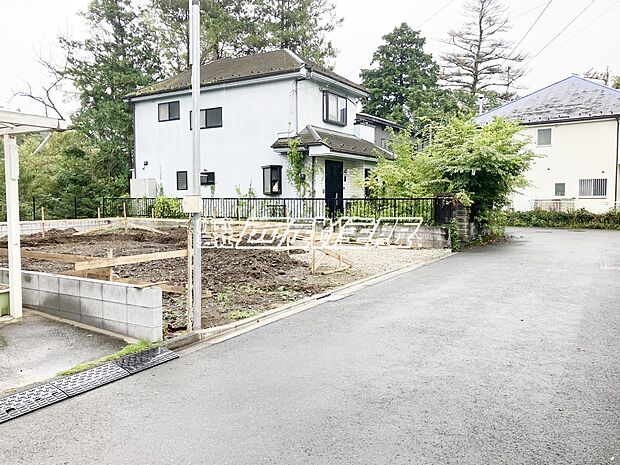 【前面道路含む現地写真】【販売現地】車通りの少ない閑静な住宅街です。2026年9月4日撮影