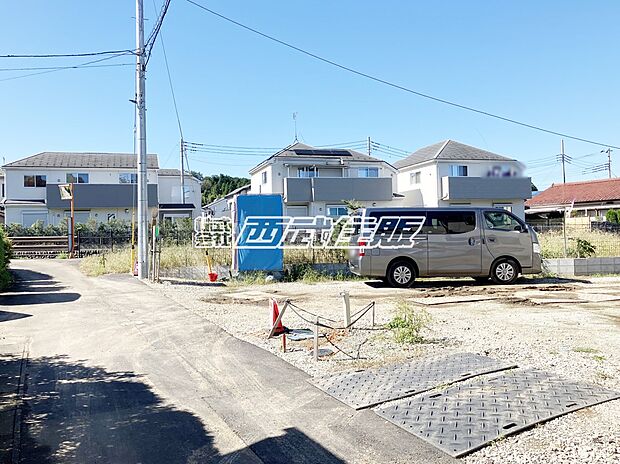 【前面道路含む現地写真】【販売現地】車通りの少ない穏やかな住環境です。2026年10月1日撮影