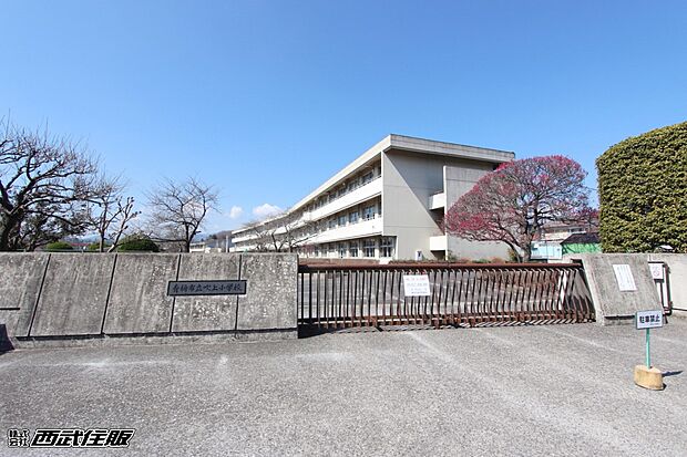 青梅市立吹上小学校(約800m・徒歩10分)