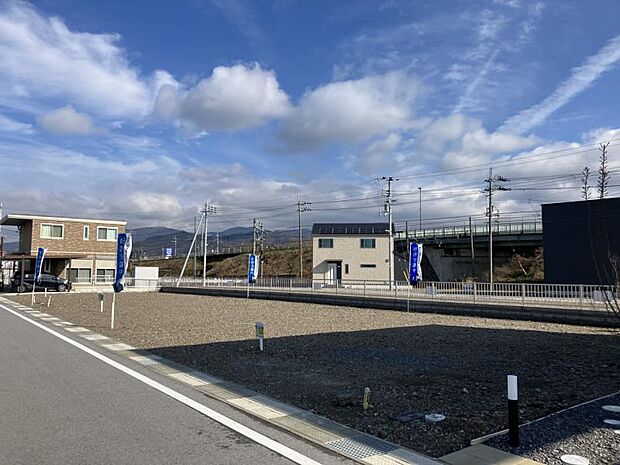 分譲地全景。約49坪の整った分譲地です。(2025.11撮影)