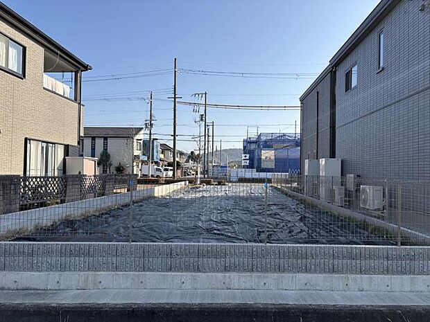 現地写真西側道路より（2026年1月撮影）