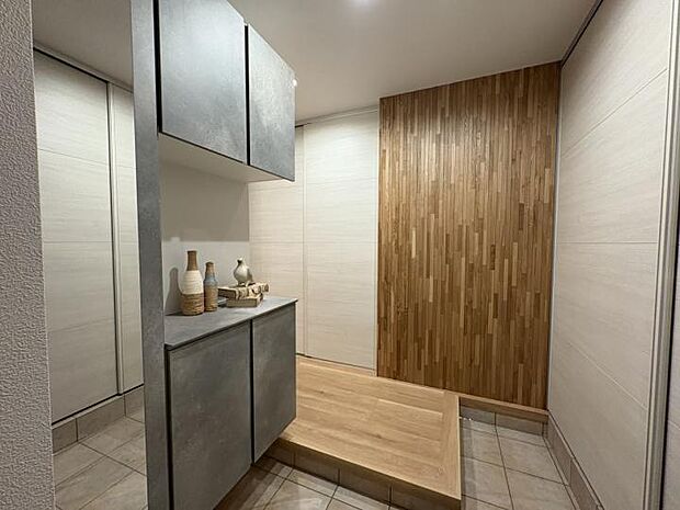 【1-10号地分譲住宅】【3-9号地 玄関イメージパース】シンプルで落ち着いたデザインの玄関が魅力です。※イメージです。