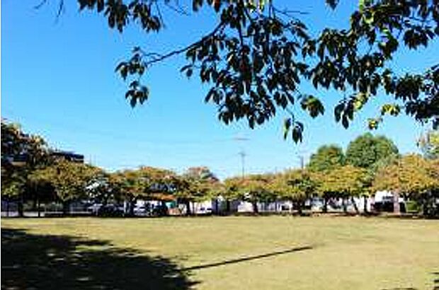 小柿公園（約210m・徒歩2分）