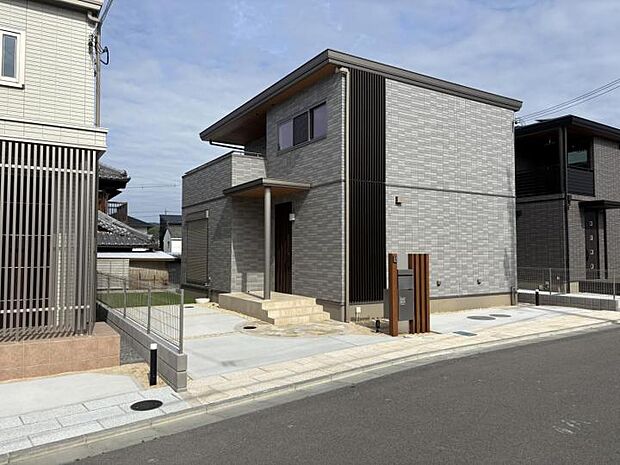 【19号地分譲住宅外観】（2026年4月撮影）